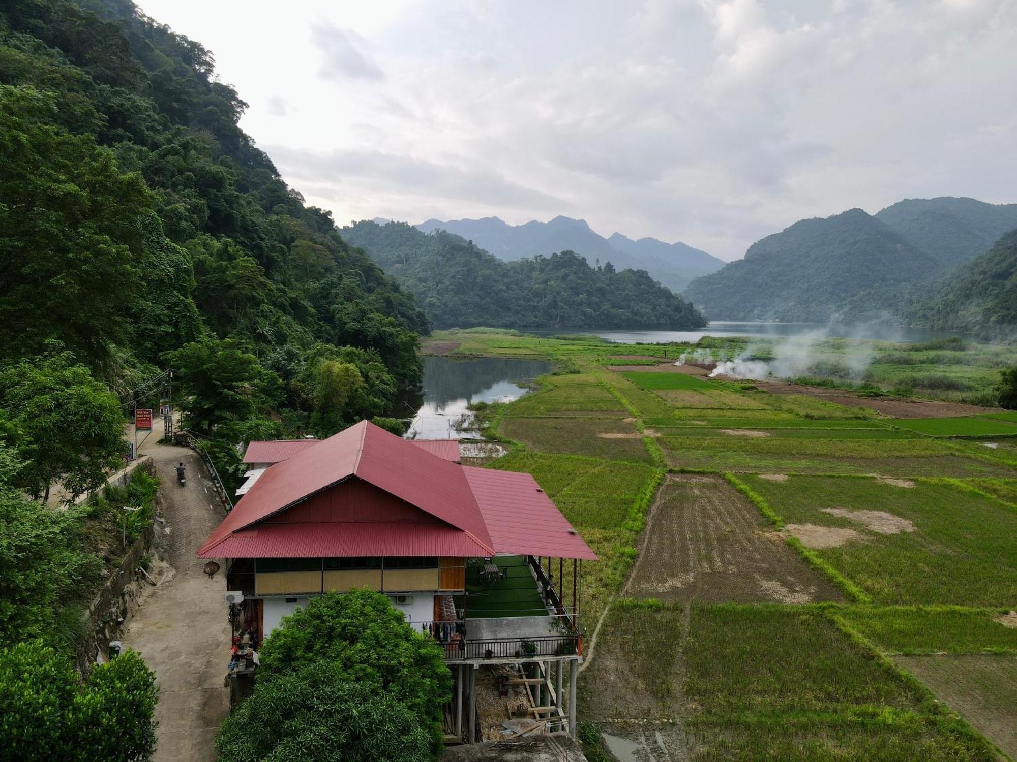 Tran Thuc Homestay-Ba Be Eksteriør billede