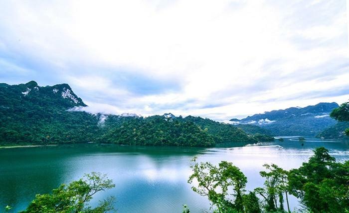 Tran Thuc Homestay-Ba Be Eksteriør billede